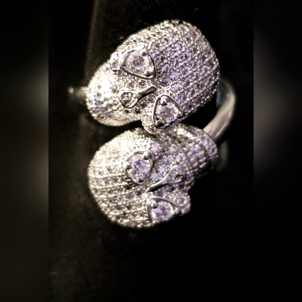 Skull wrap ring